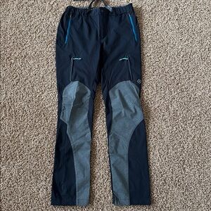Columbia Black and Gray Omni-Shield Hiking Pants